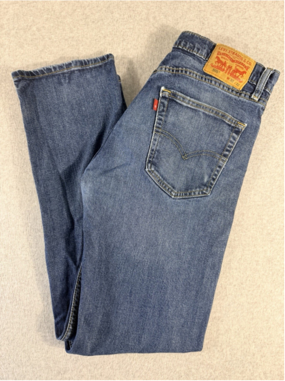 Levi’s 505 Jeans Mens 32x32 Regular Fit Straight Leg Medium Wash Denim Red Tab